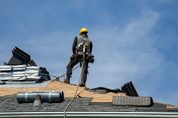 Professional Roof Replacement technician working in Bluffton, OH